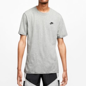 Camiseta Nike Sportwear Club Masculina Cinza