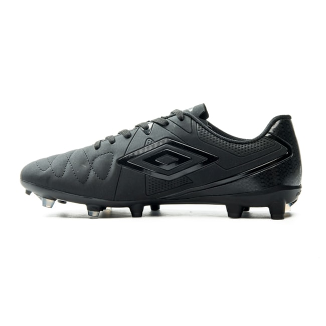 Chuteira Campo Umbro Attak Eternal Masculina Preto