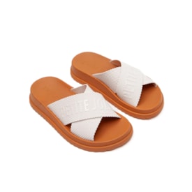 Tamanco Flat Baixa Petite Jolie Feminino White